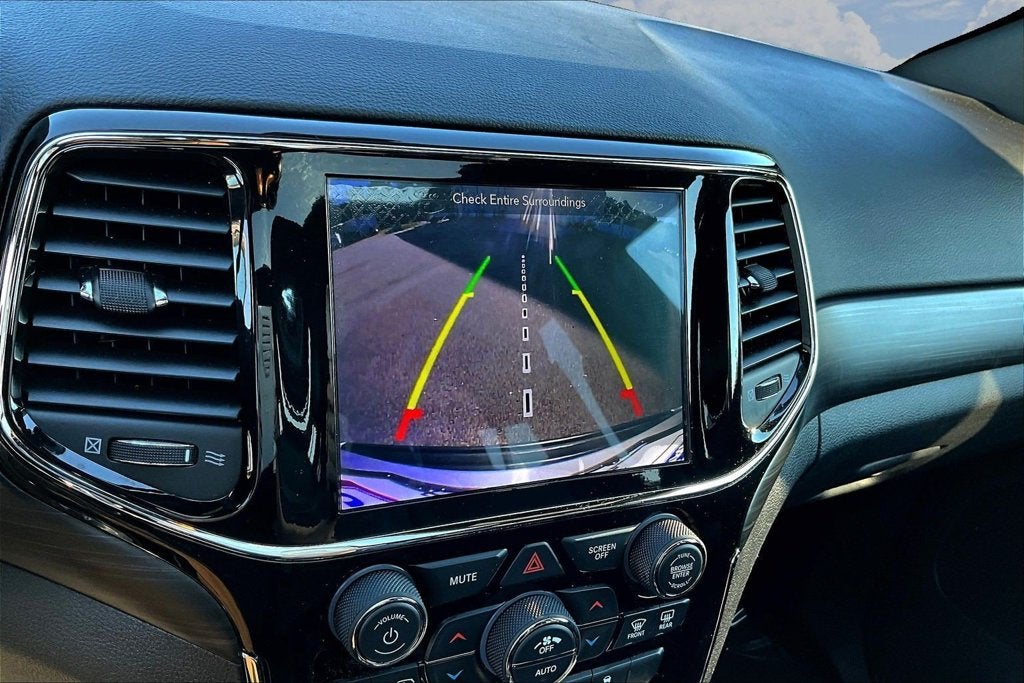 2019 Jeep Grand Cherokee Altitude