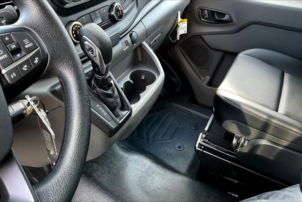 2025 Ford Transit Cutaway Base