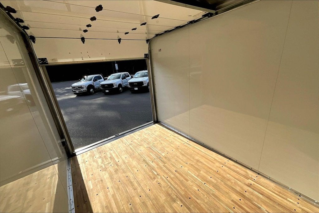 2025 Ford Transit Cutaway Base