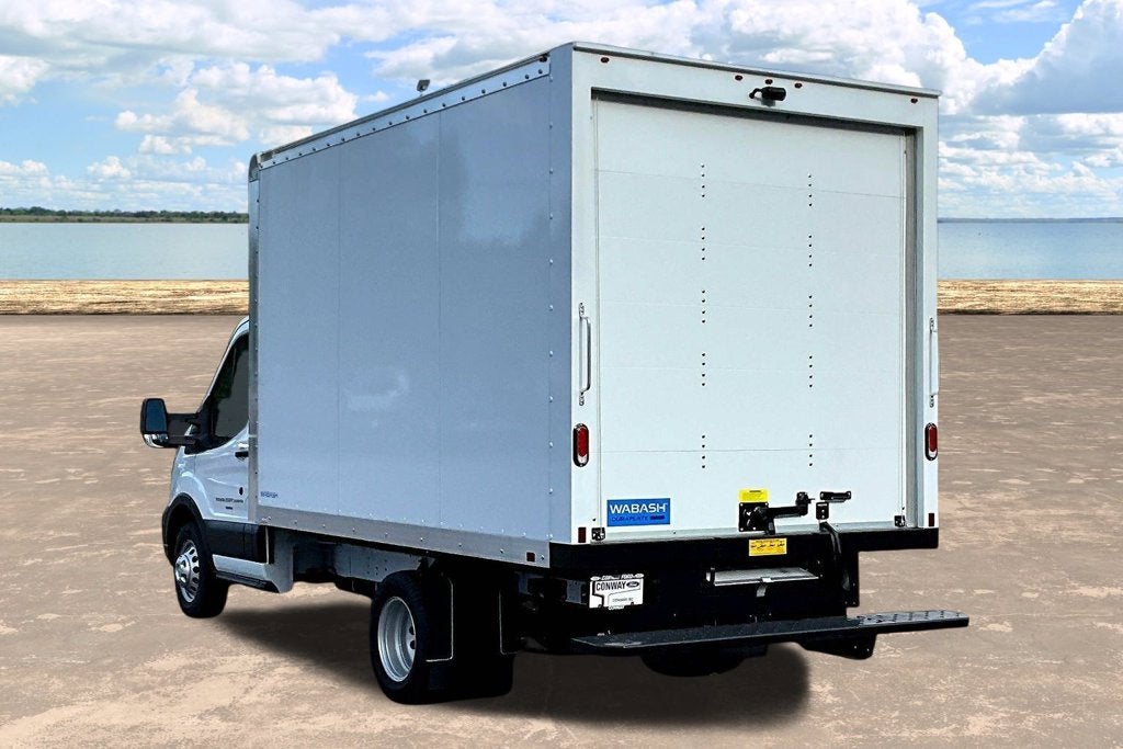 2025 Ford Transit Cutaway Base