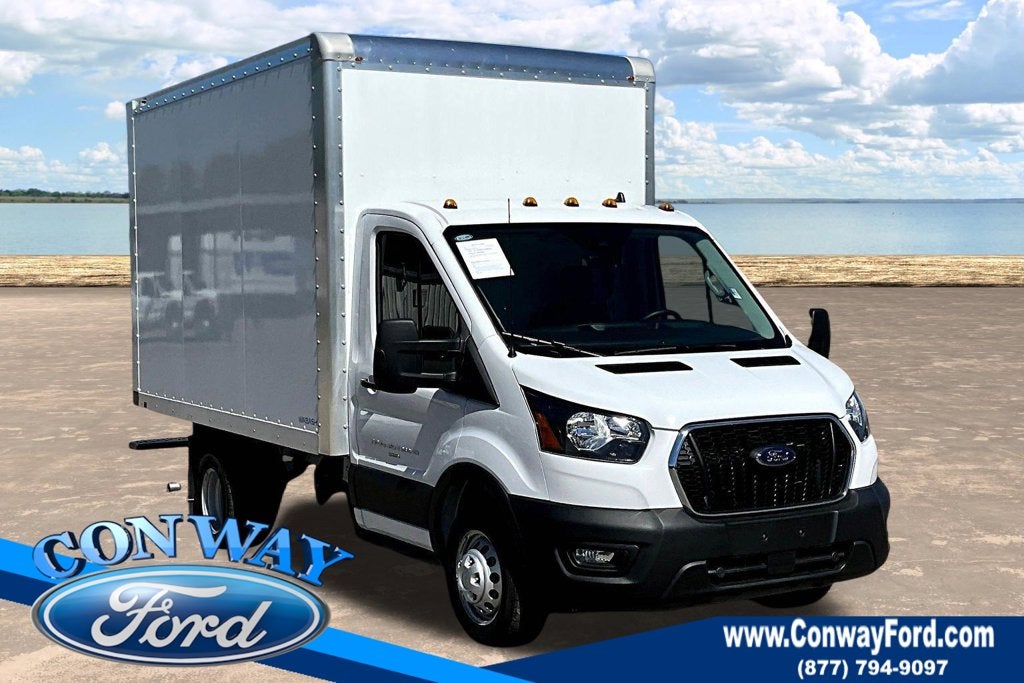 2025 Ford Transit Cutaway Base