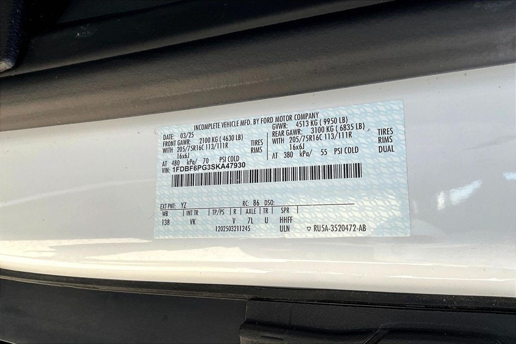 2025 Ford Transit Cutaway Base