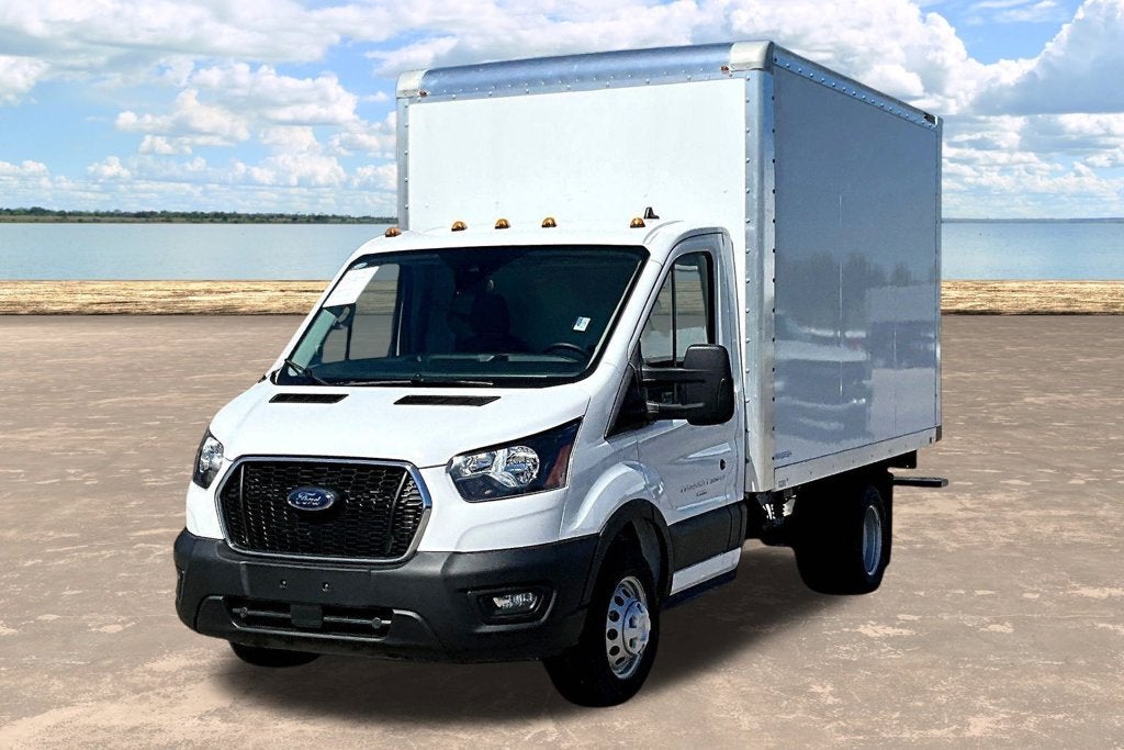 2025 Ford Transit Cutaway Base