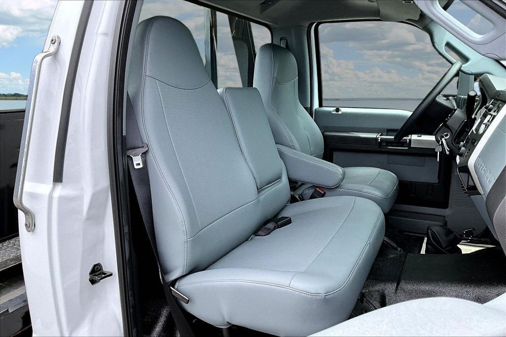2027 Ford F-650SD Base