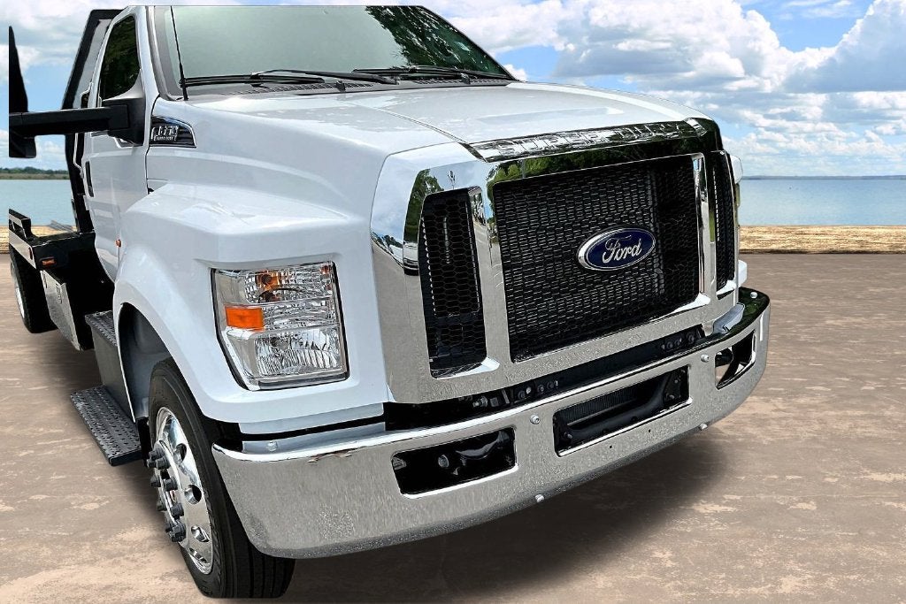 2027 Ford F-650SD Base