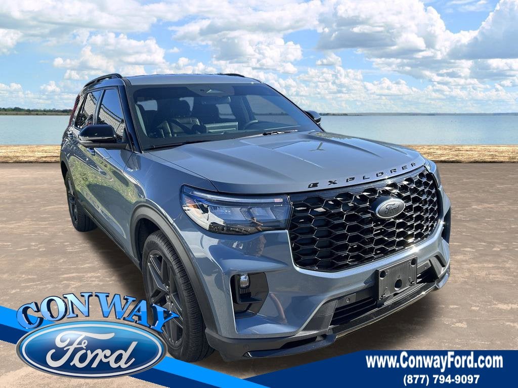 2025 Ford Explorer ST-Line