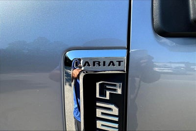 2022 Ford Super Duty F-250 SRW LARIAT