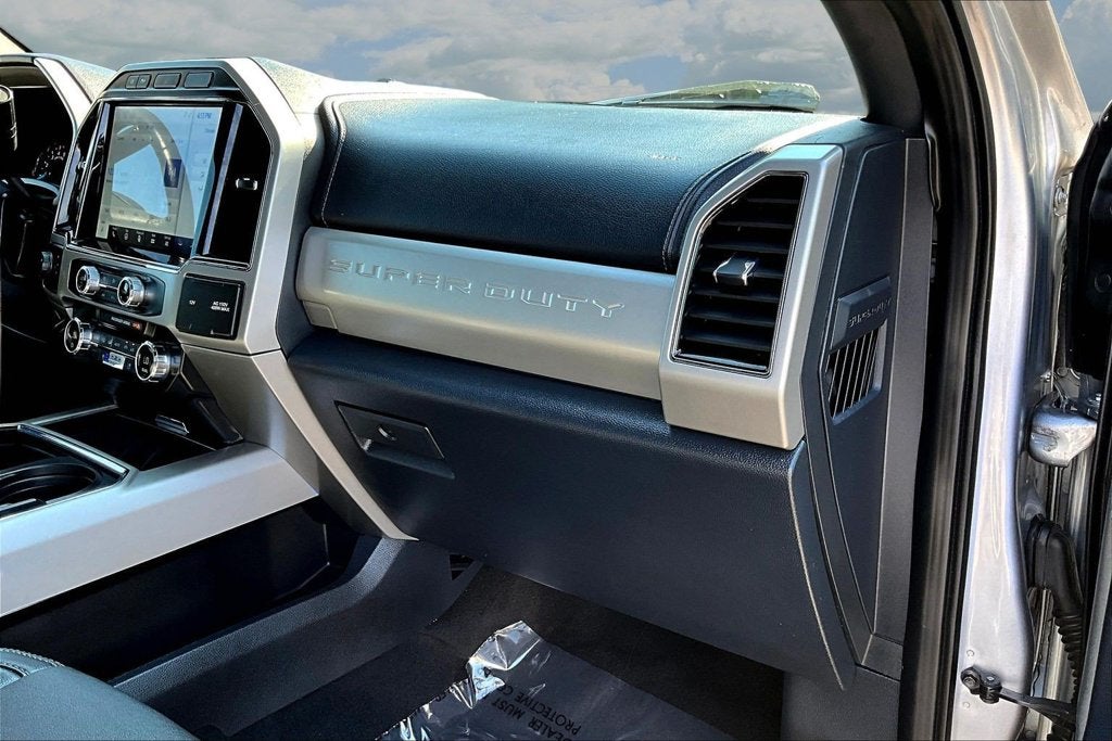 2022 Ford Super Duty F-250 SRW LARIAT