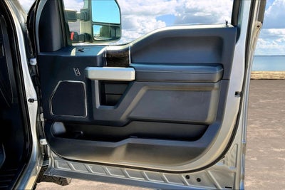 2022 Ford Super Duty F-250 SRW LARIAT