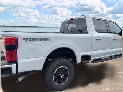 2025 Ford Super Duty F-350 SRW XLT