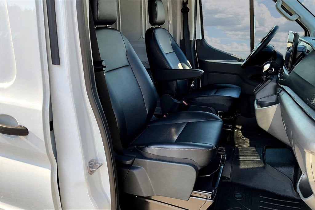 2026 Ford Transit Cargo Van Base
