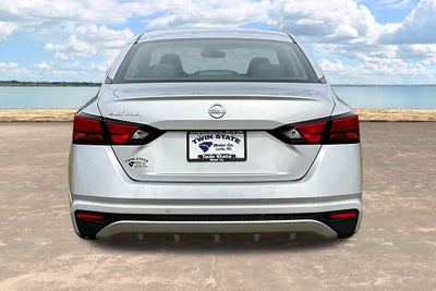 2022 Nissan Altima 2.5 S