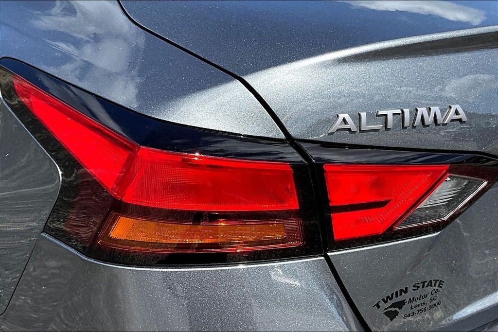 2026 Nissan Altima SR