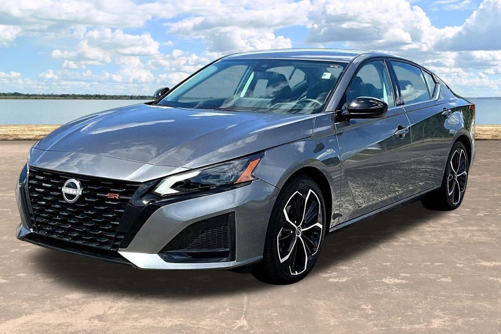 2026 Nissan Altima SR