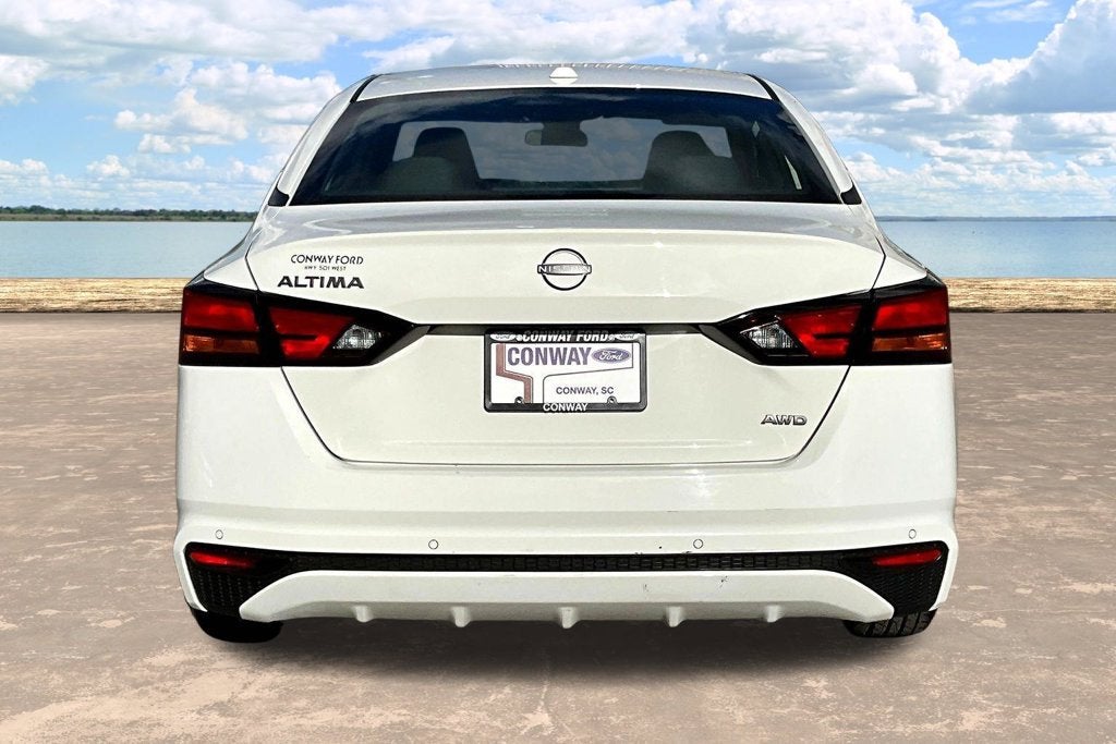 2025 Nissan Altima SV