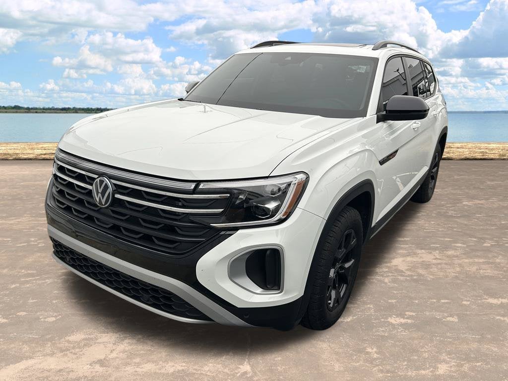 2024 Volkswagen Atlas 2.0T Peak Edition SE w/Technology