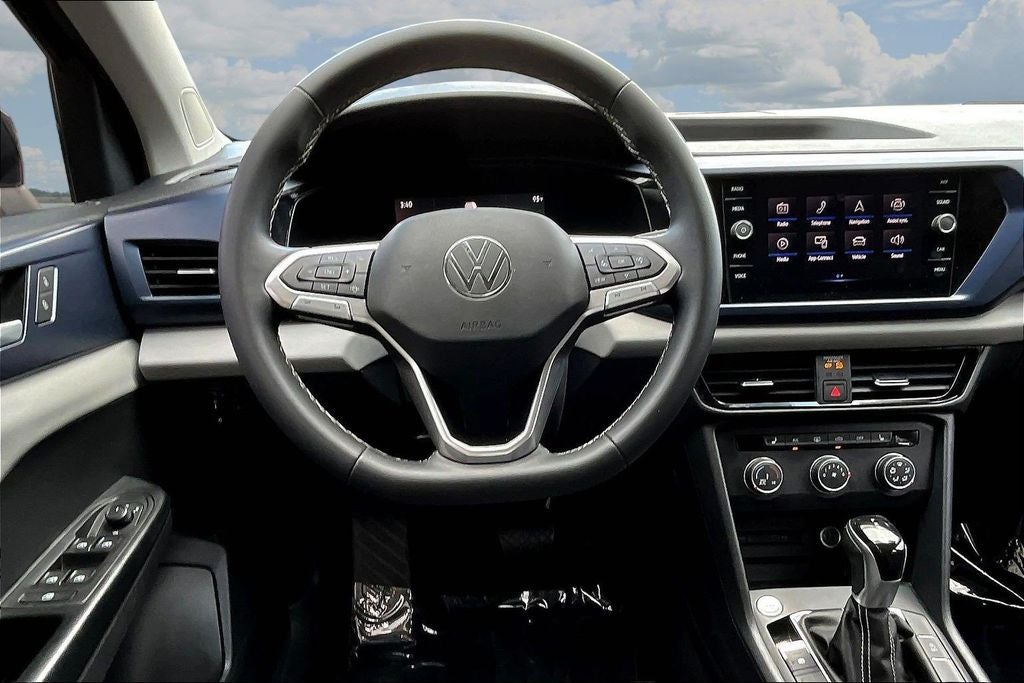 2022 Volkswagen Taos SE