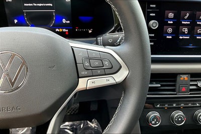 2022 Volkswagen Taos SE