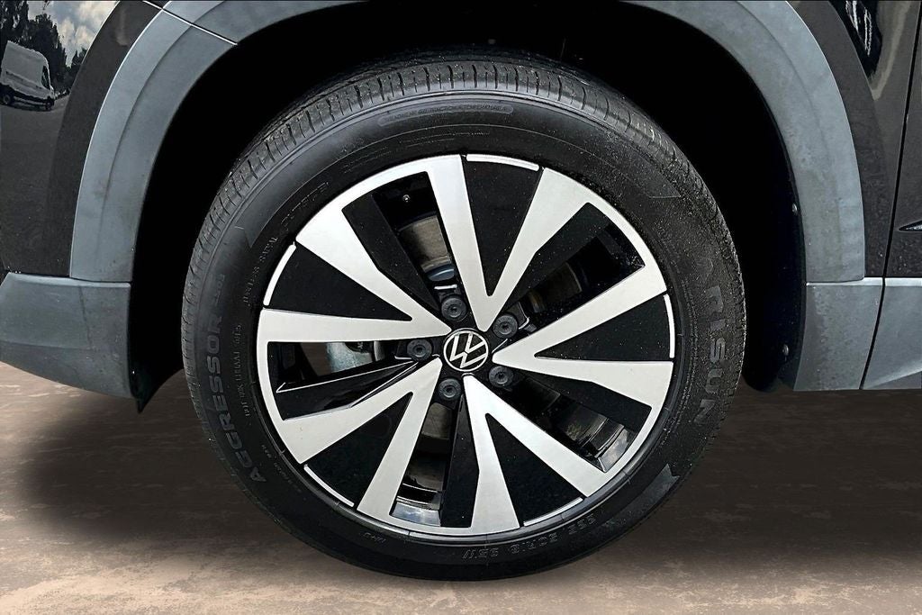 2022 Volkswagen Taos SE