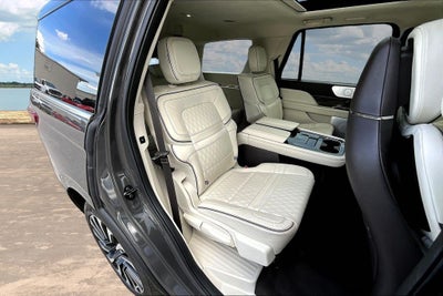 2023 Lincoln Navigator Black Label