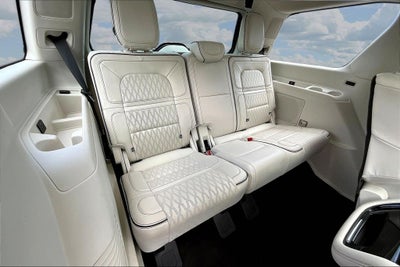 2023 Lincoln Navigator Black Label