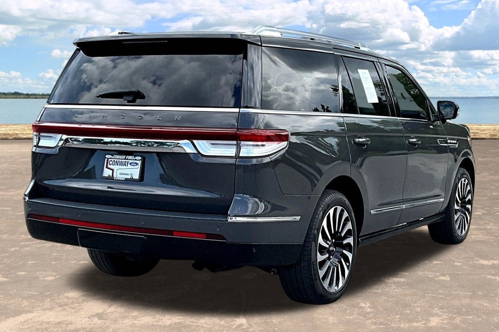 2023 Lincoln Navigator Black Label