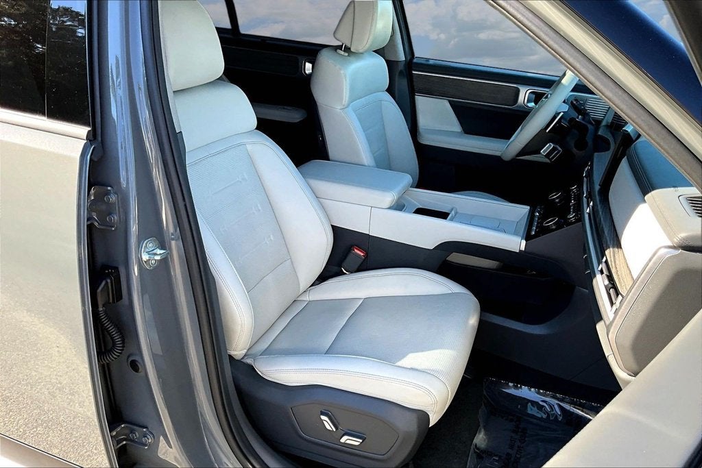 2026 Hyundai Santa Fe Limited 6P