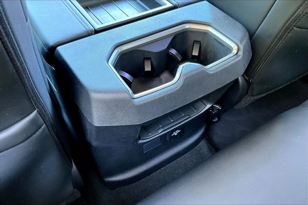 2023 Toyota Tundra 4WD SR5