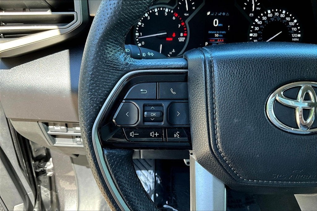 2023 Toyota Tundra 4WD SR5
