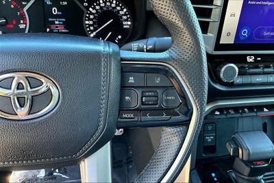 2023 Toyota Tundra 4WD SR5