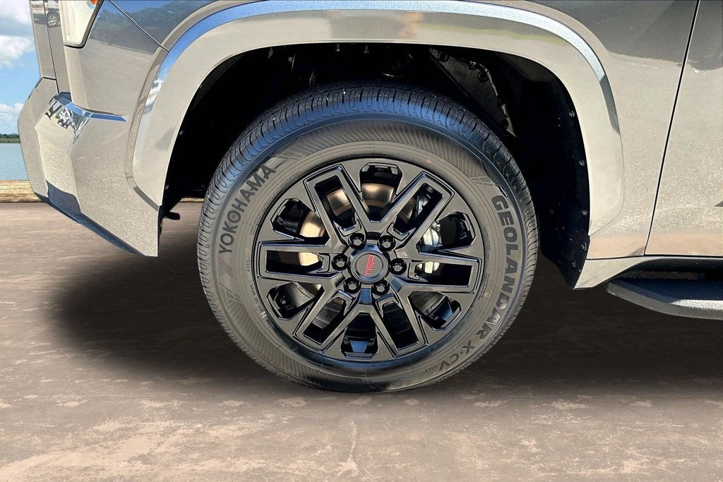 2023 Toyota Tundra 4WD SR5