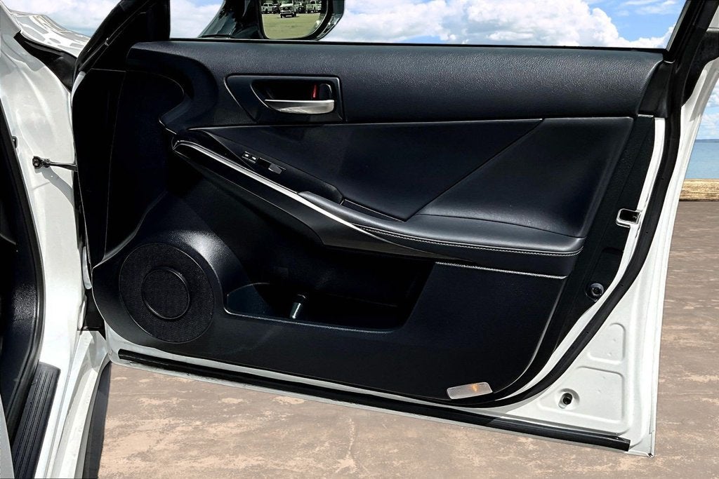 2023 Lexus IS IS 300