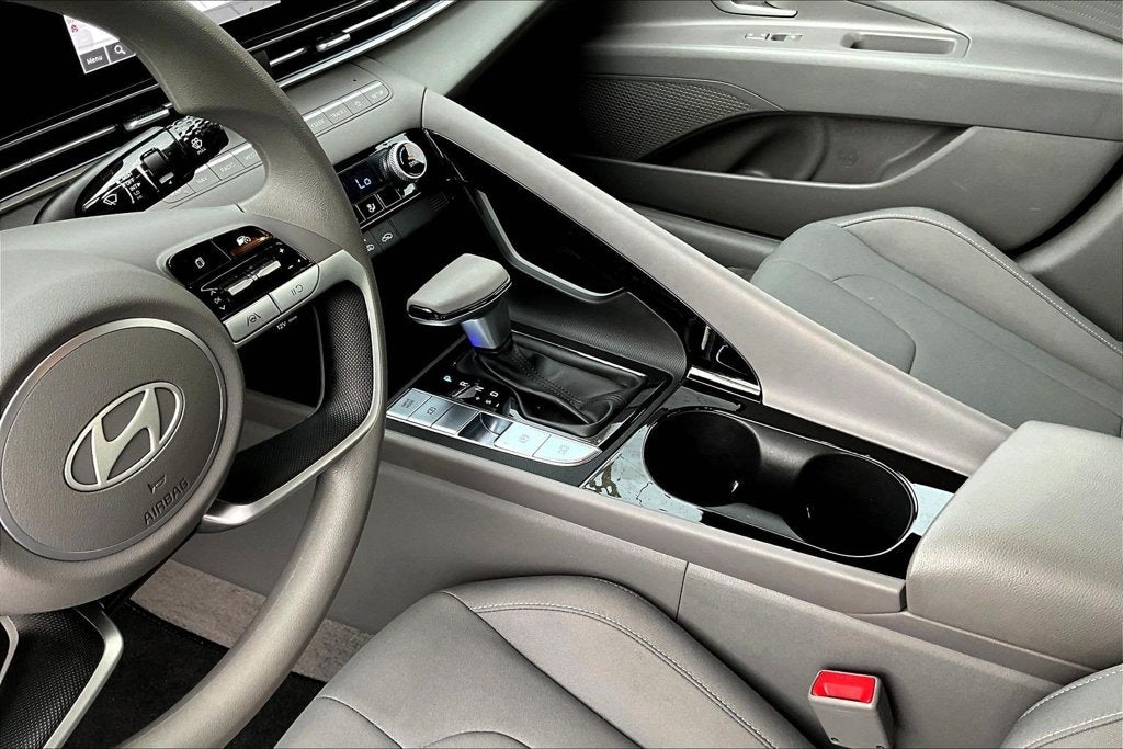 2024 Hyundai Elantra Hybrid Blue