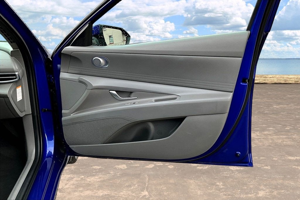 2024 Hyundai Elantra Hybrid Blue