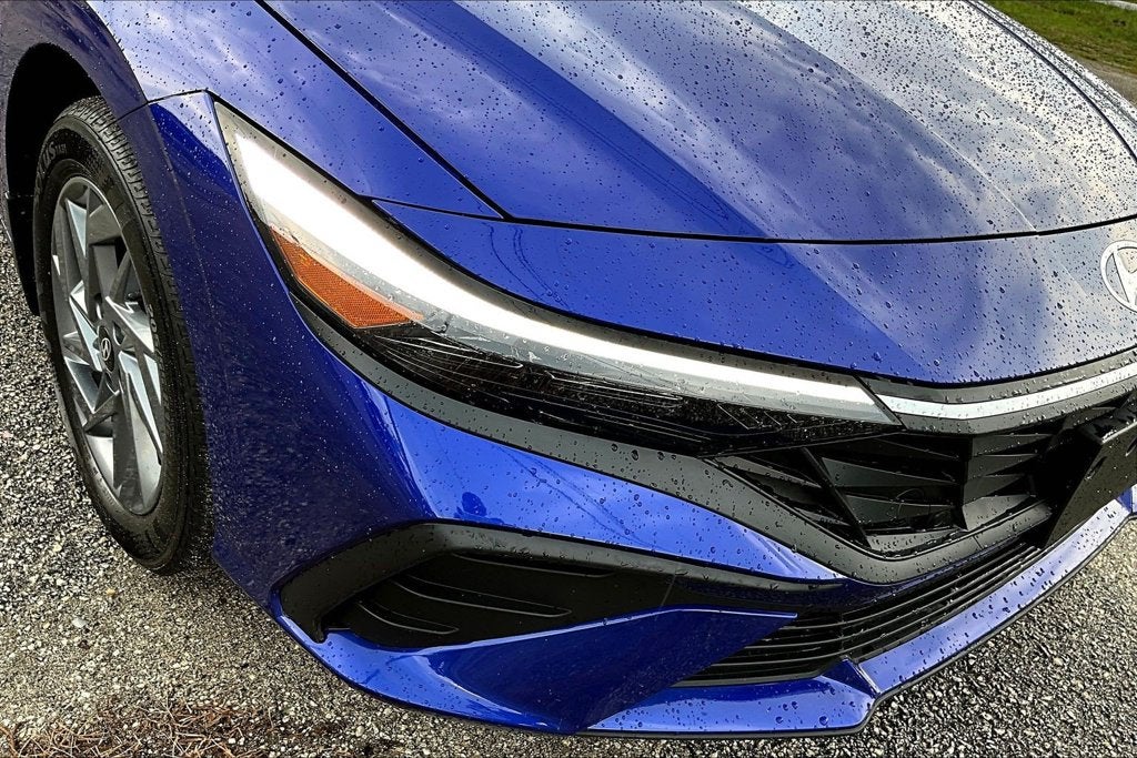 2024 Hyundai Elantra Hybrid Blue