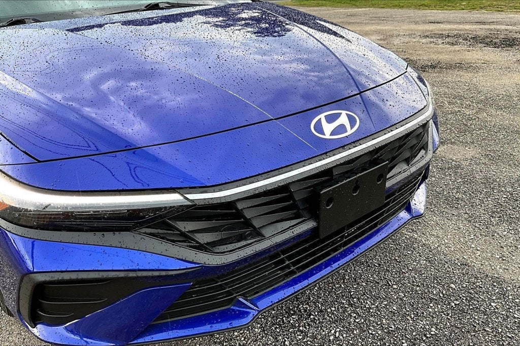 2024 Hyundai Elantra Hybrid Blue