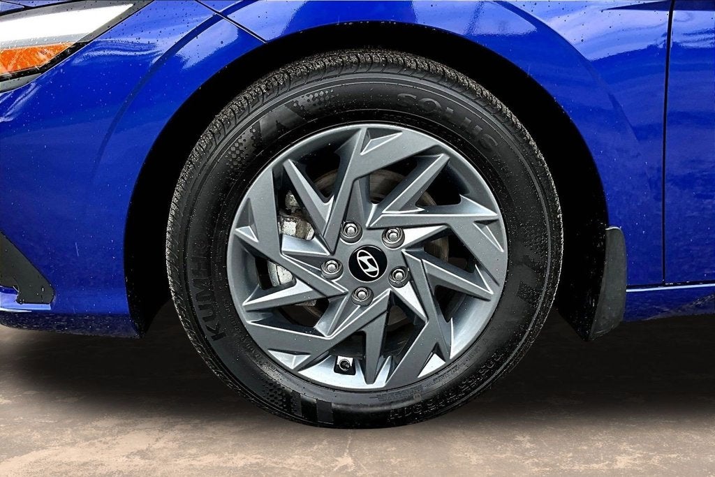2024 Hyundai Elantra Hybrid Blue