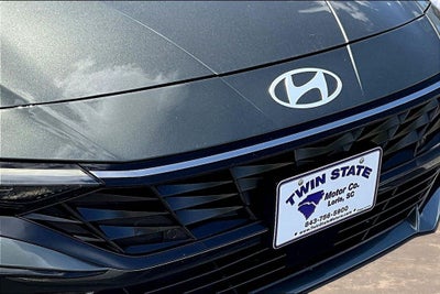 2025 Hyundai Elantra Limited