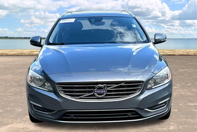 2017 Volvo V60 Premier
