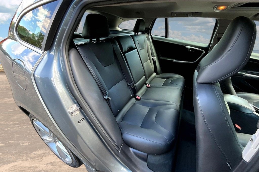 2017 Volvo V60 Premier