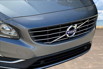 2017 Volvo V60 Premier
