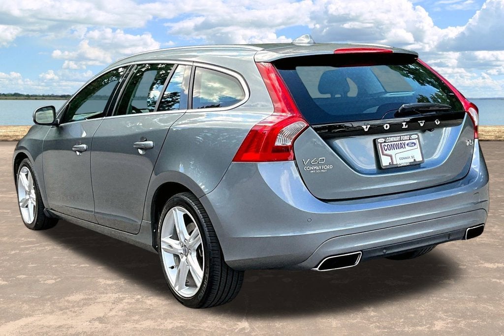 2017 Volvo V60 Premier