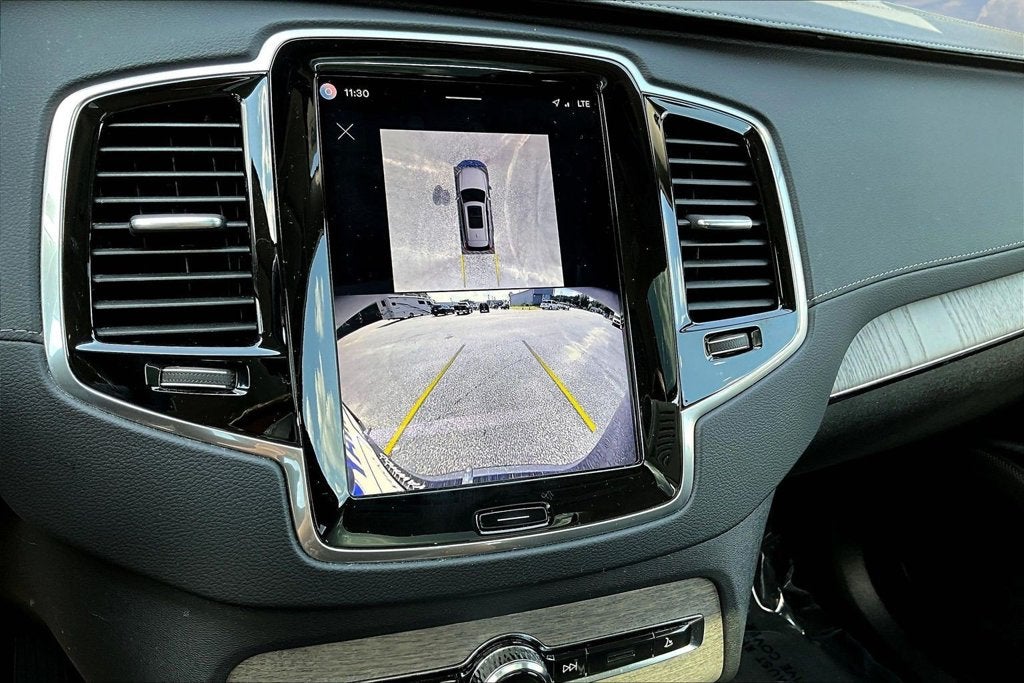 2024 Volvo XC90 Ultimate Bright Theme