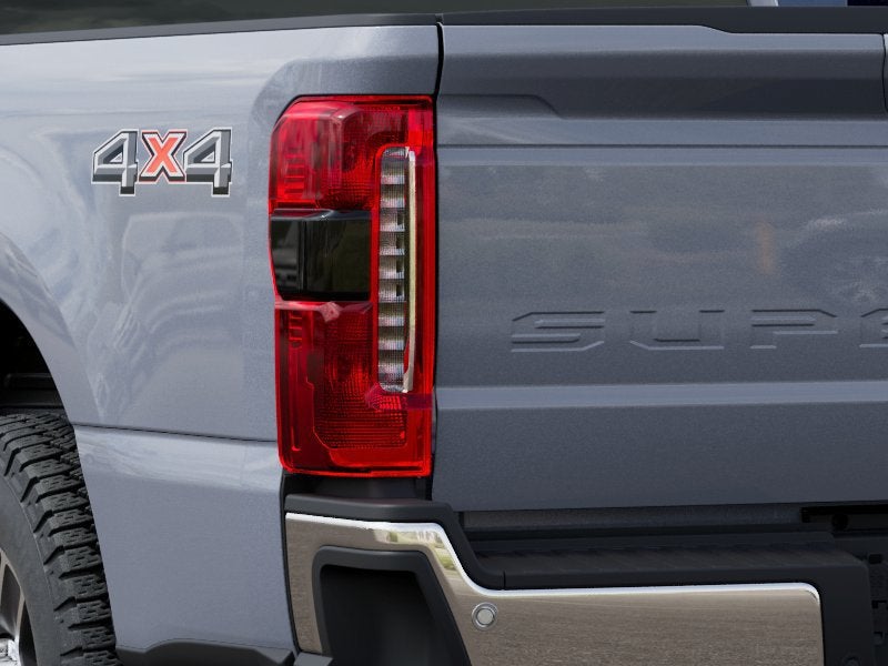 2027 Ford F-350SD Lariat