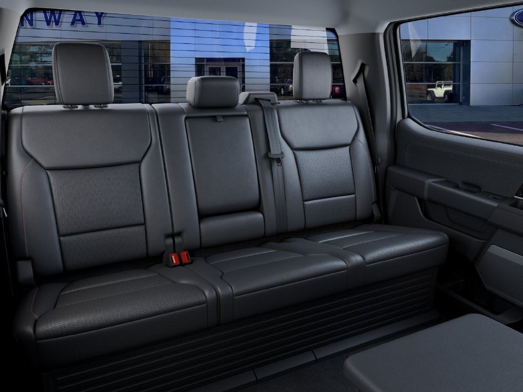 2027 Ford F-350SD Lariat